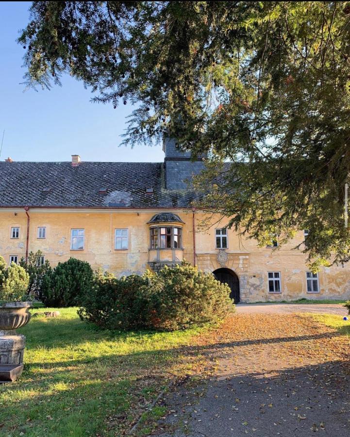 Apartamento Zámek Ruda na Moravě Exterior foto